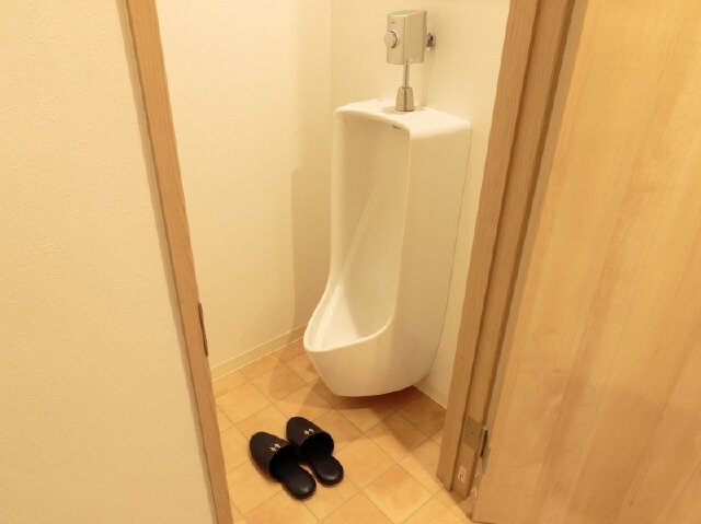 Toilet for men